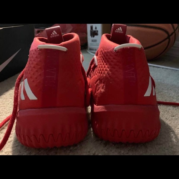 Dame 4 Scarlet Size 13.5